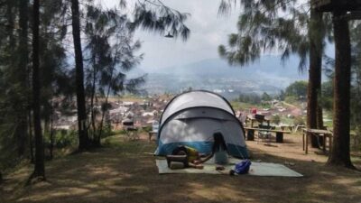6 Tempat Camping di Jawa Tengah Cocok Buat Healing