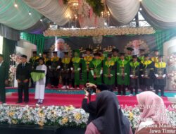 Wisuda Santri, Santriwati Ponpes Assalam Rejoyoso Bantur Malang Di Hadiri Habaib & Ulama Sepuh Luar Jawa