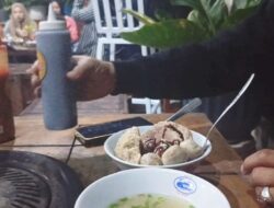 Menikmati Kelezatan Kuliner di Kota Batu: Bakso Meme di Villa Debran Sidomulyo