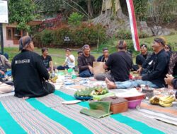 Penghayat Kepercayaan Kawruh Budi Wijayanti, Melaksanakan Kegiatan Kopi Darat